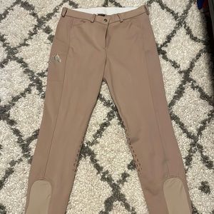 HR farm tan silicone knee patch breeches.